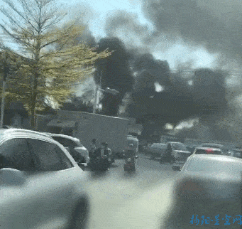 长春网友爆料汽车视频,惊险一幕！汽车失控瞬间引发网友热议